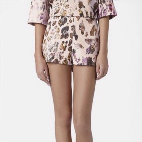 Topshop Pink Animal Print High Waisted Shorts - Picture 1 of 5